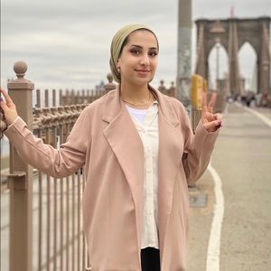 Meet your Posher, Rose